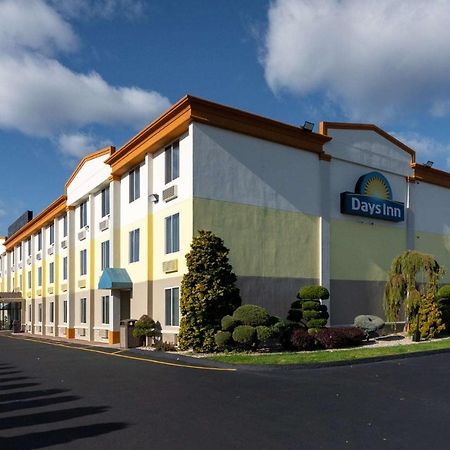 Days Inn By Wyndham Hartford/Closest Downtown Kültér fotó