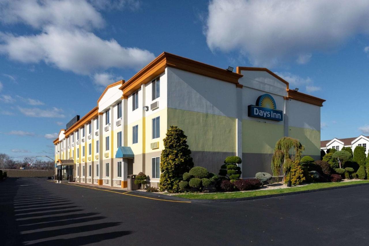 Days Inn By Wyndham Hartford/Closest Downtown Kültér fotó