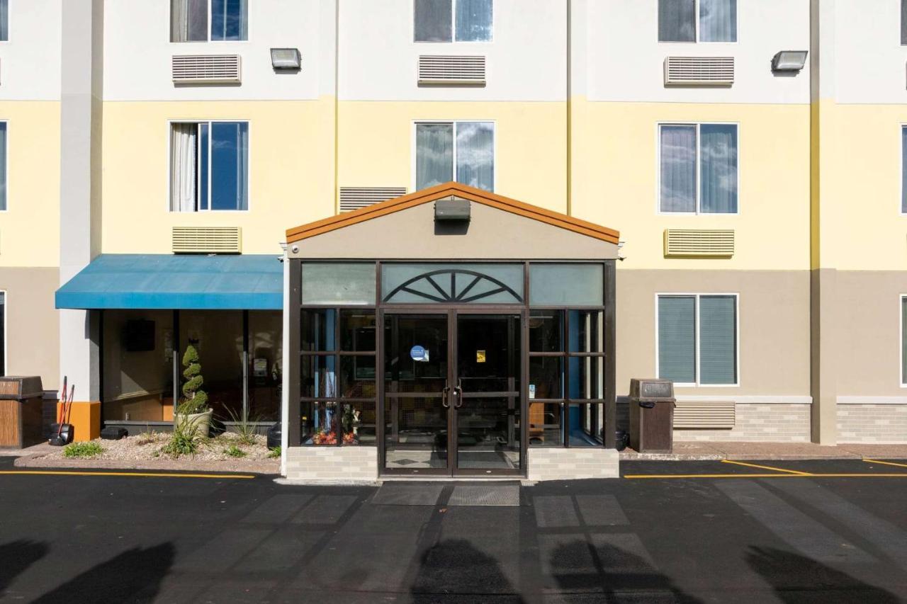 Days Inn By Wyndham Hartford/Closest Downtown Kültér fotó