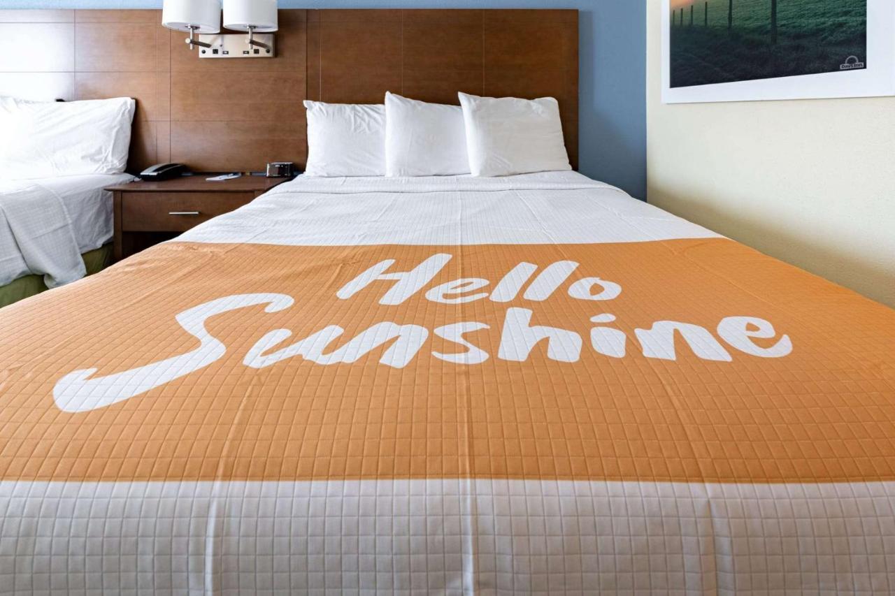 Days Inn By Wyndham Hartford/Closest Downtown Kültér fotó