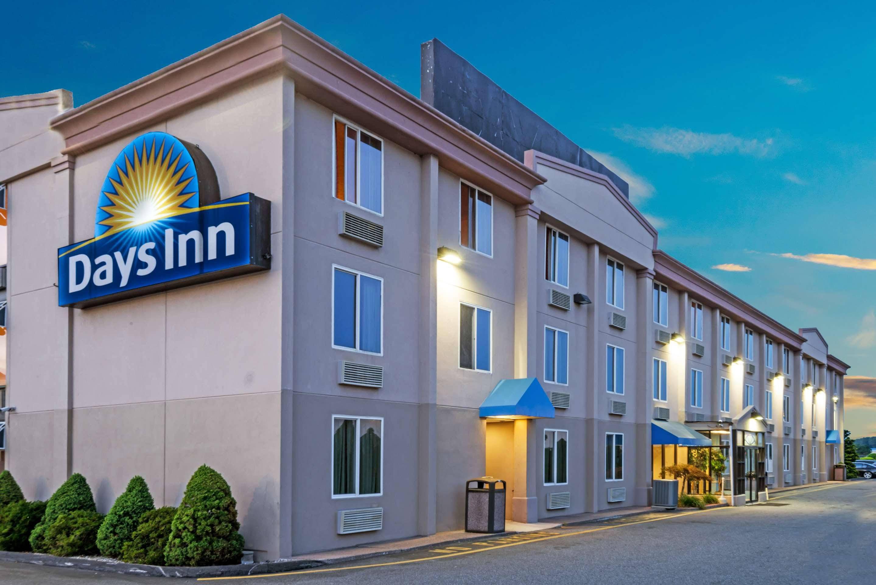 Days Inn By Wyndham Hartford/Closest Downtown Kültér fotó